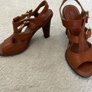 Banana Republic Camel Brown Leather Sandal Heels. 8.5